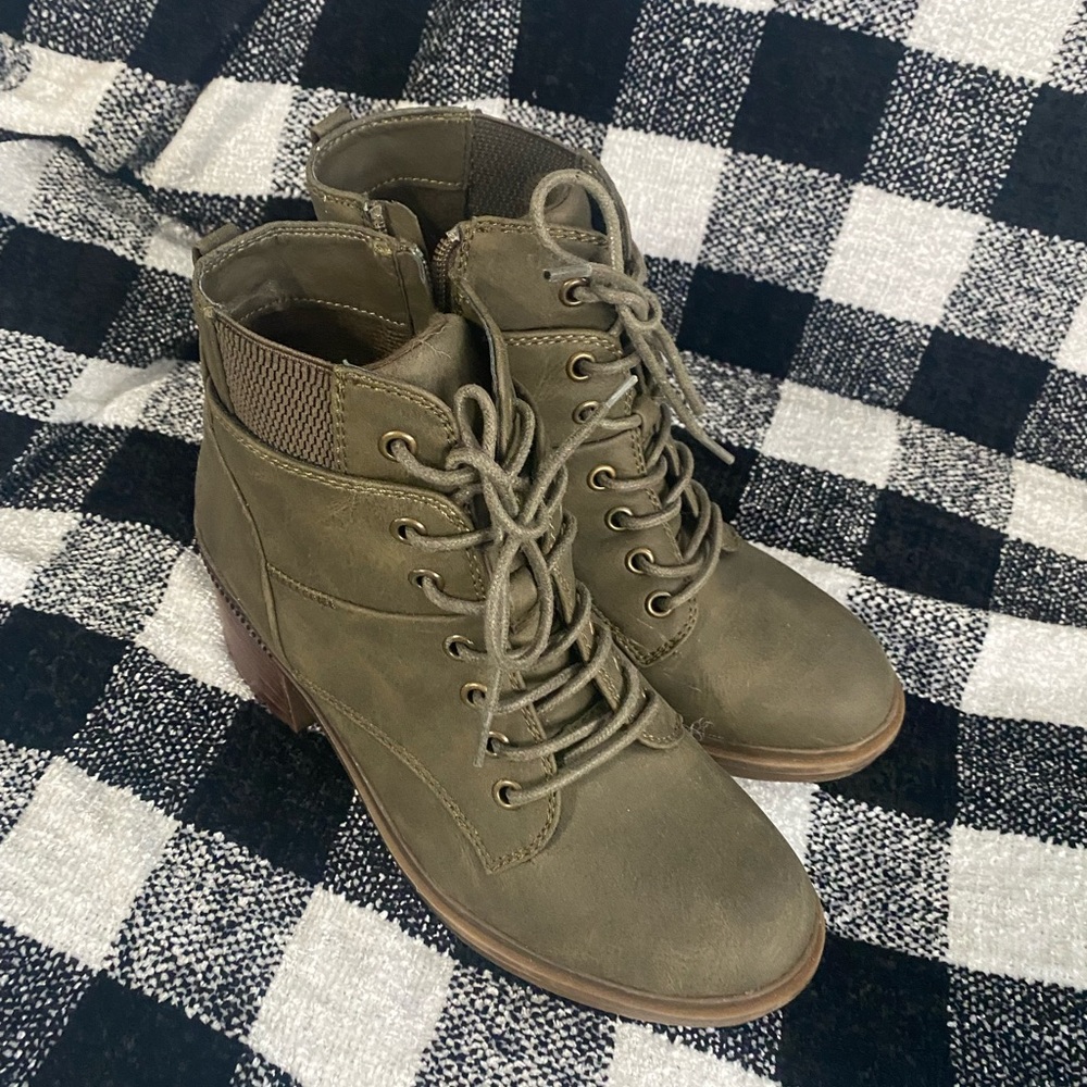 Heeled ankle boots